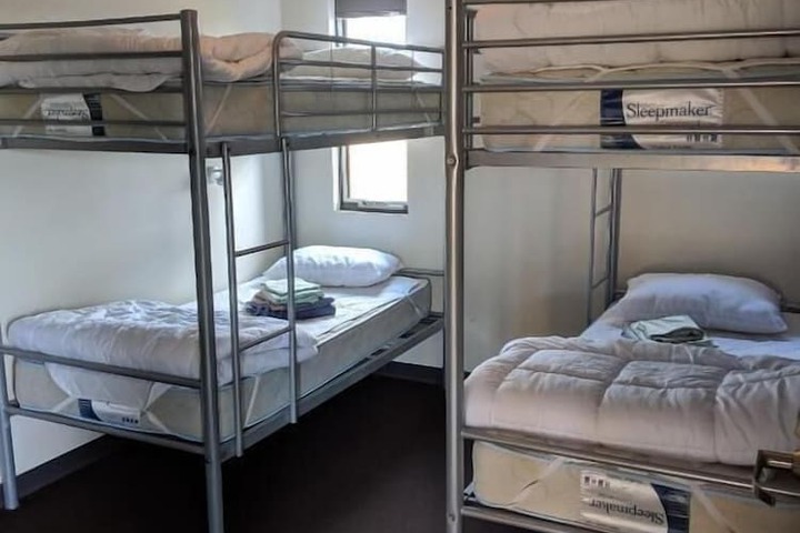 Room 19 of 39