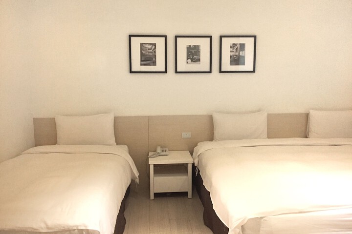 Room 30 of 123