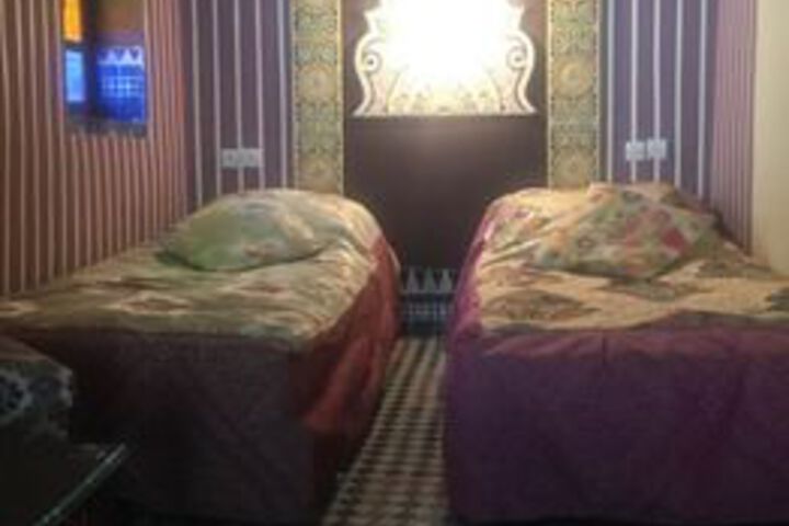 Room 9 of 37