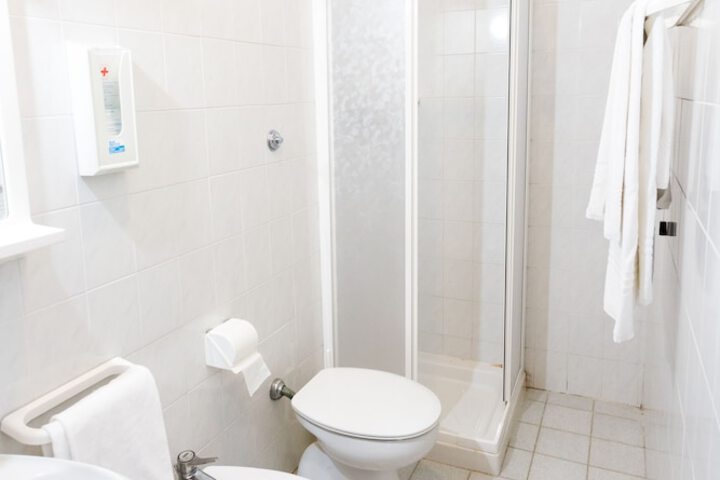 Room 14 of 20