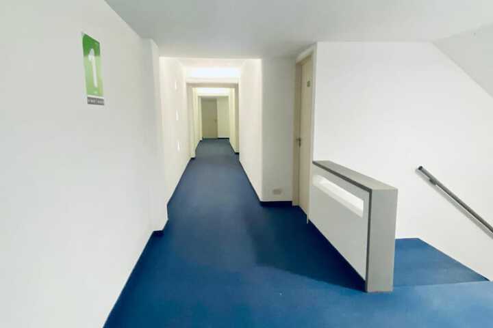 Ballroom/Hall 19 of 23