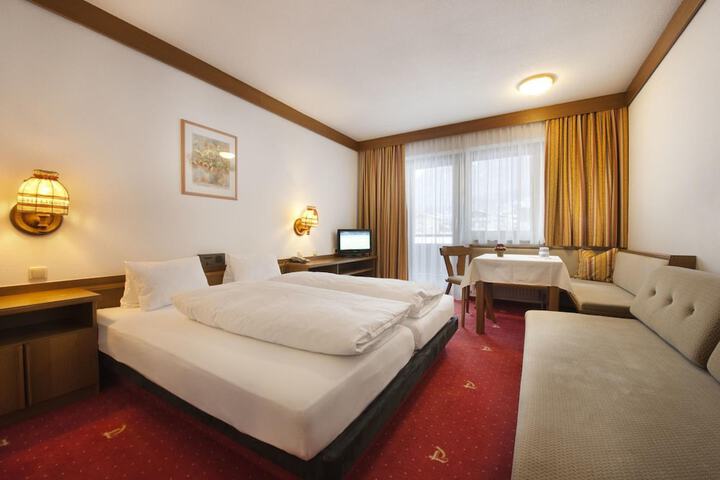 Room 5 of 54