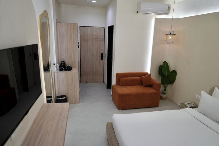Room 25 of 67