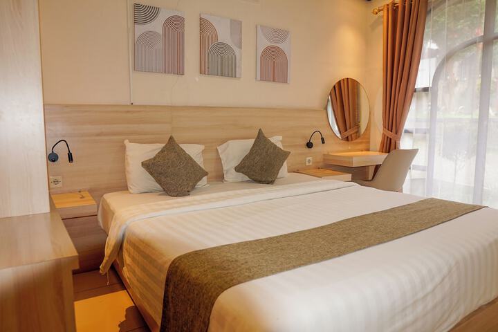 Room 10 of 83
