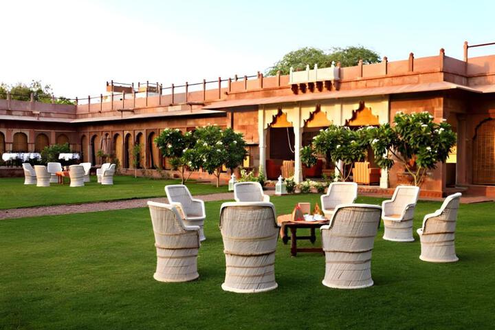 Pal Garh – a Heritage Hotel