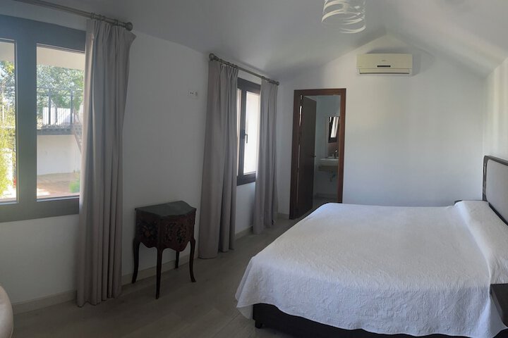 Room 15 of 53