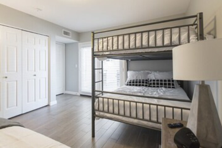 Room 30 of 61