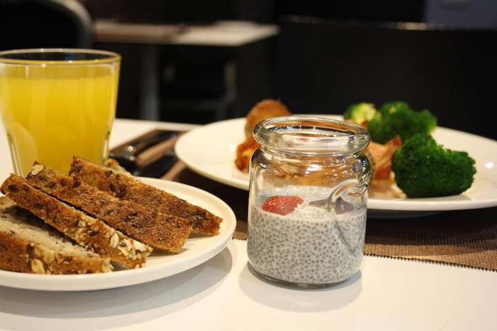 Breakfast/Coffee Service 64 of 92