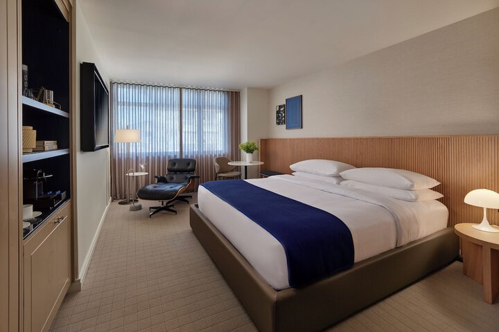 Room 40 of 120