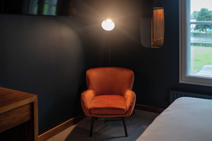 Room 6 of 50