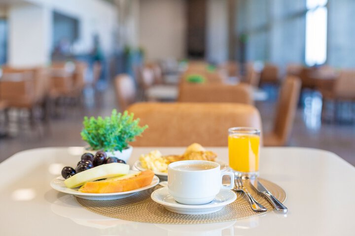 Breakfast/Coffee Service 46 of 62