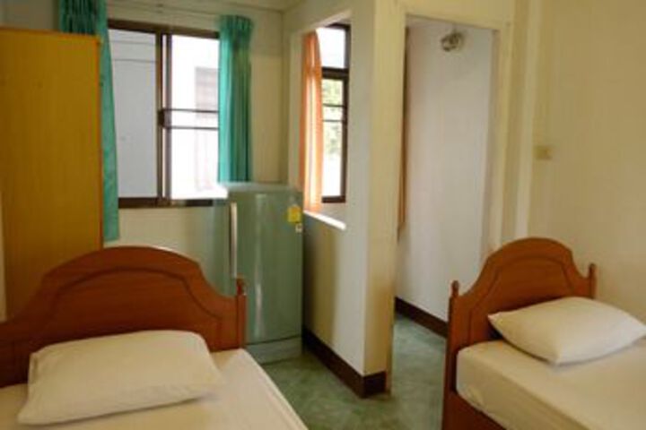 Room 12 of 24