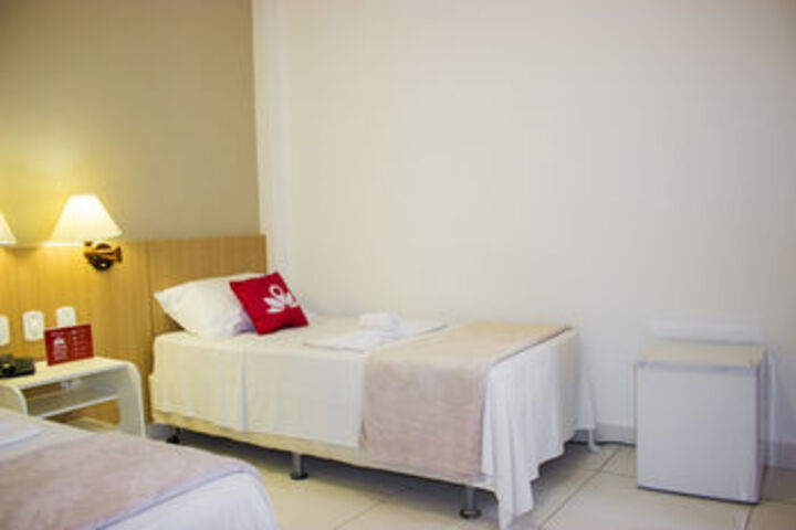 Room 12 of 24