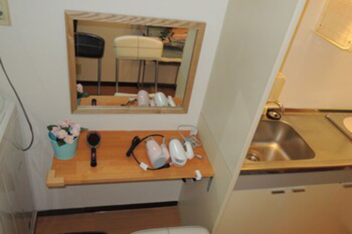 Room 40 of 84