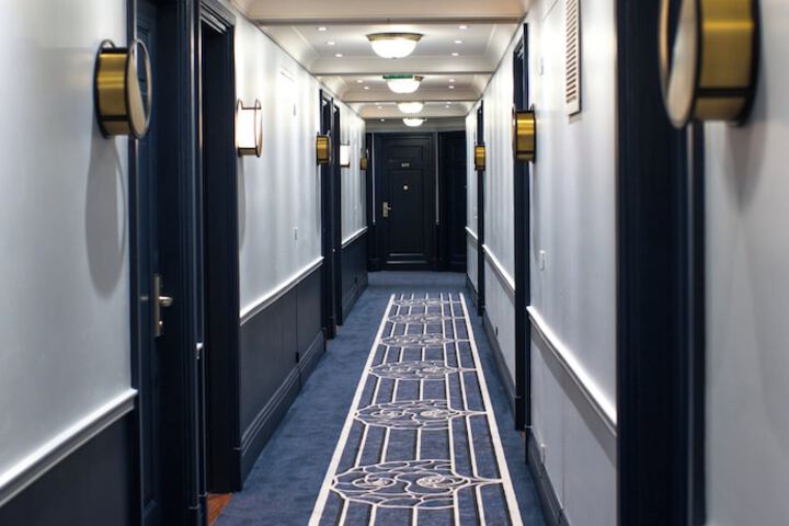 Ballroom/Hall 162 of 200