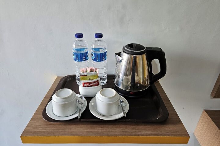 Breakfast/Coffee Service 11 of 22