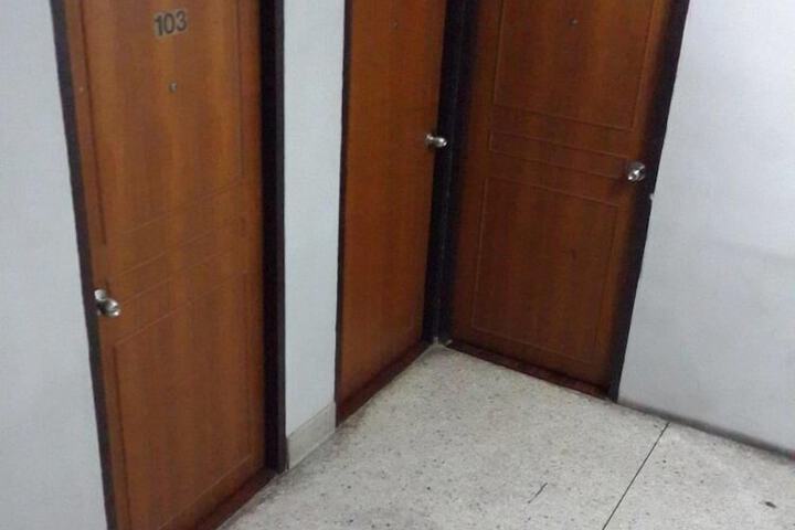 Ballroom/Hall 34 of 37