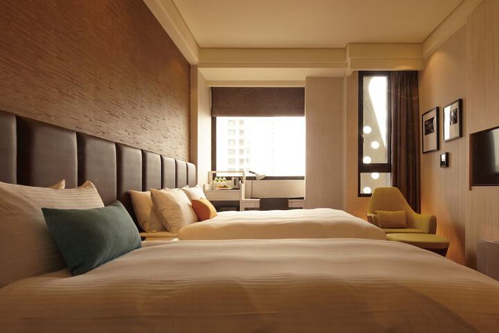 Room 20 of 35