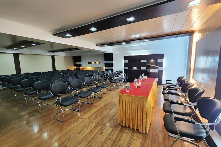 Business Center 155 of 174