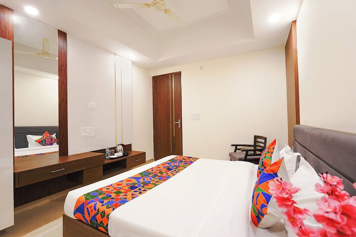 Room 20 of 35