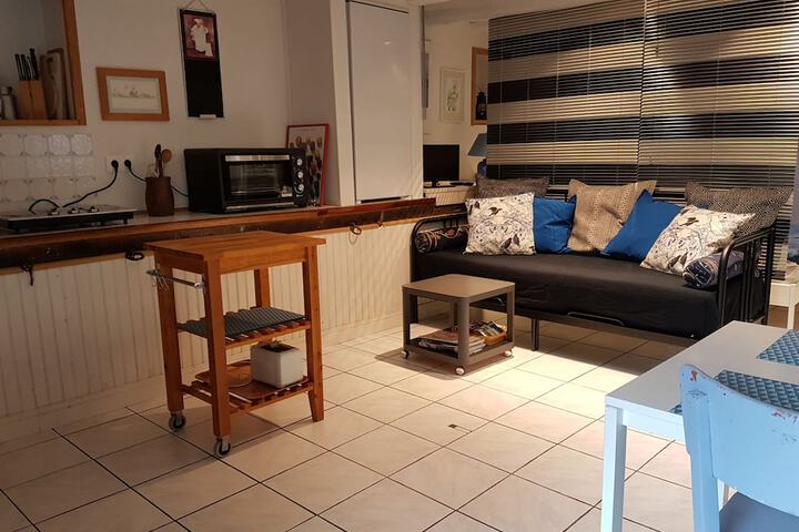 Room 9 of 23