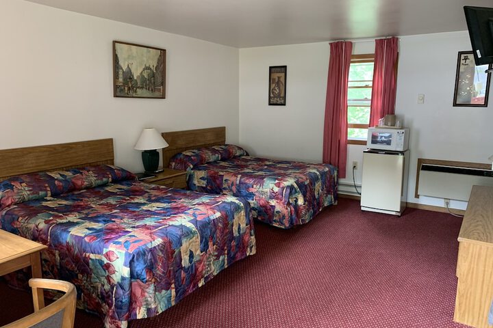 Room 5 of 75