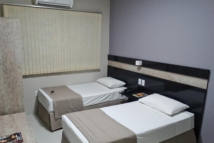 Room 21 of 49