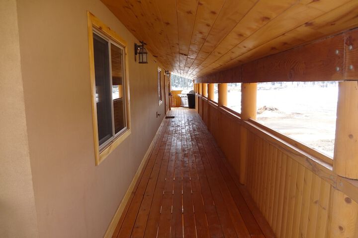 Ballroom/Hall 110 of 119