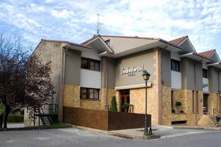 Hotel Salbatoreh