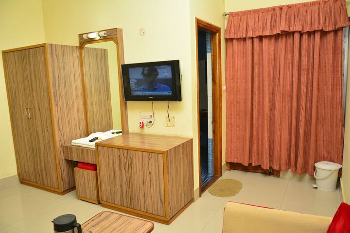 Room 5 of 22