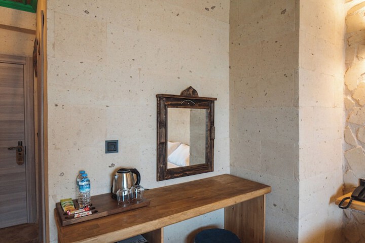 Room 70 of 189