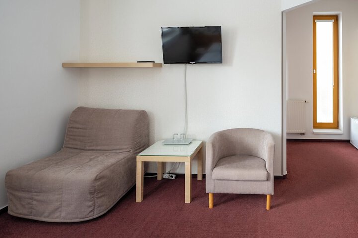 Room 84 of 140