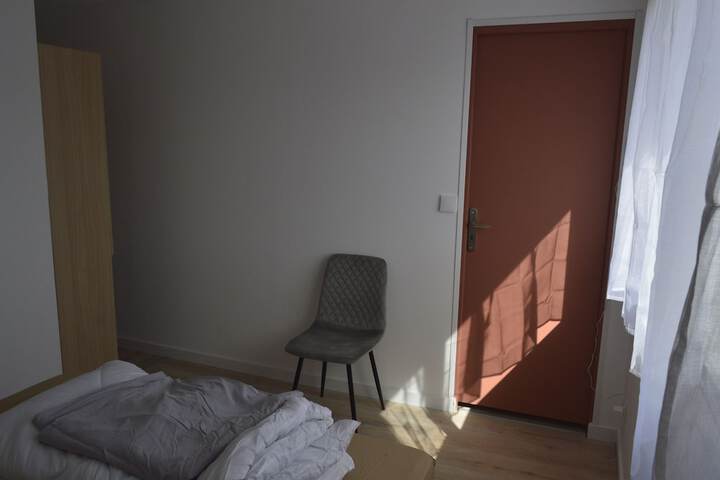 Room 16 of 92
