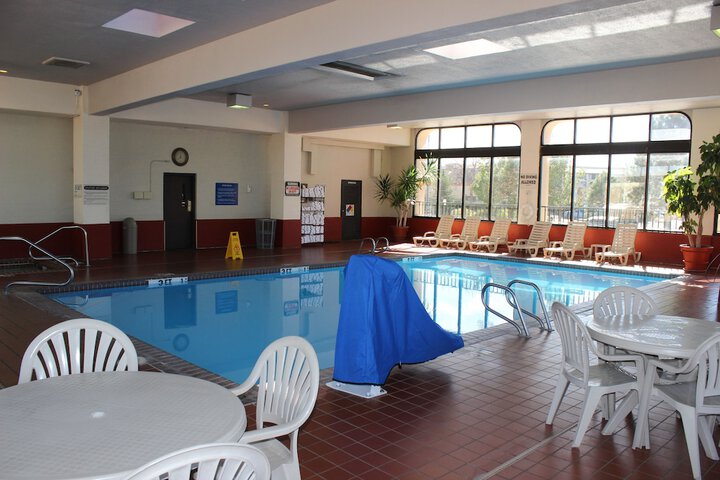 Pool 38 of 68