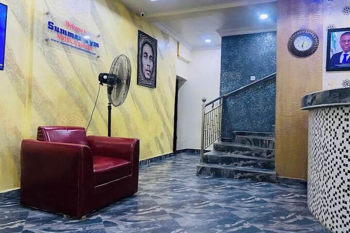 Luxurious Hotel and Apartment-Marshall