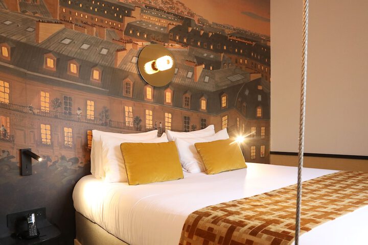 Room 9 of 46