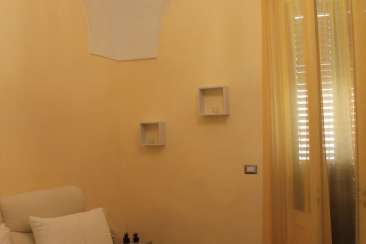 Room 32 of 50