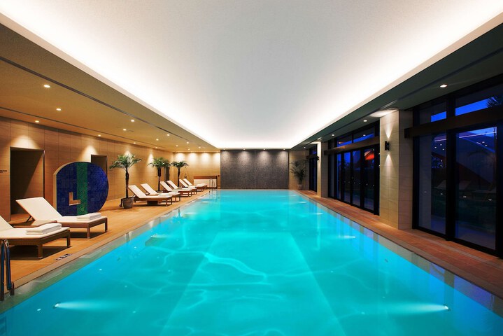 Pool 55 of 168