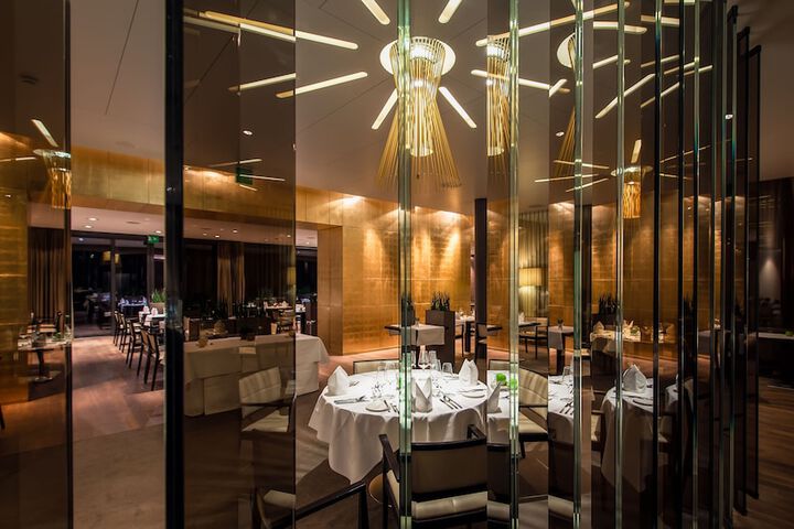 Dining 91 of 127
