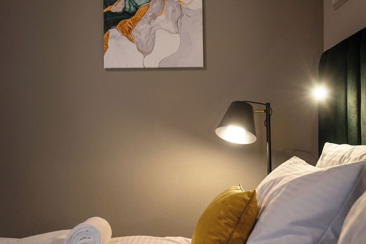 Room 44 of 95