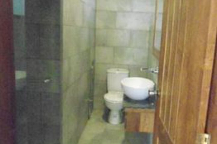 Room 2 of 20