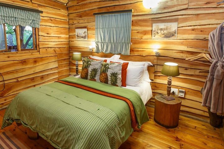 Room 27 of 72