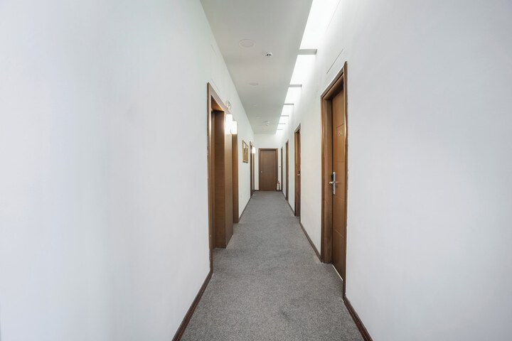 Ballroom/Hall 59 of 76