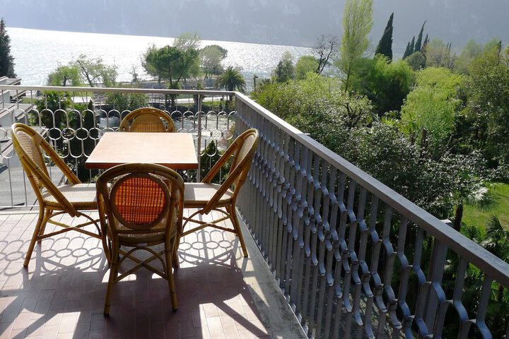 Terrace/Patio 21 of 39