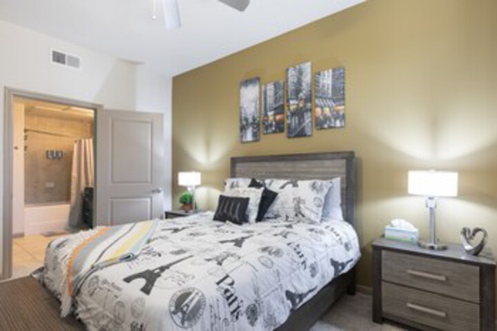 Room 15 of 18