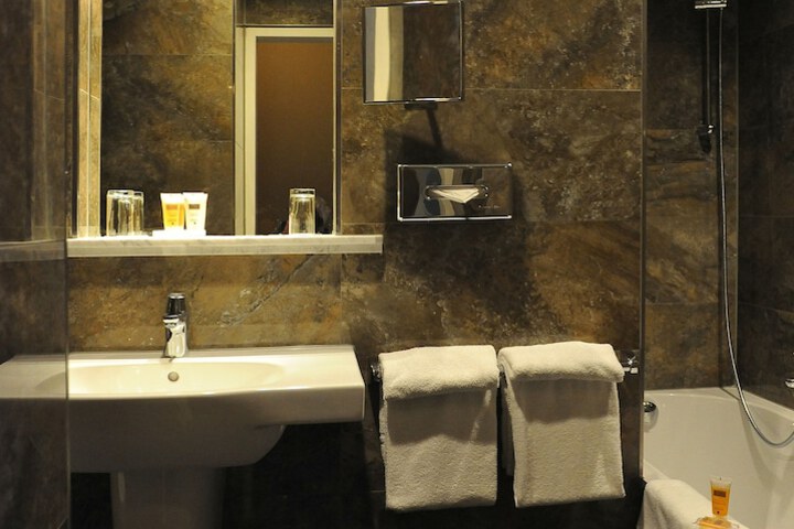 Clean Restrooms