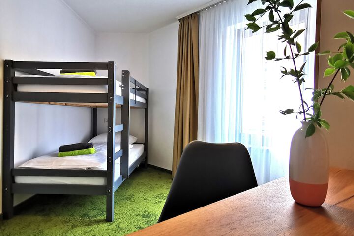 Room 5 of 22