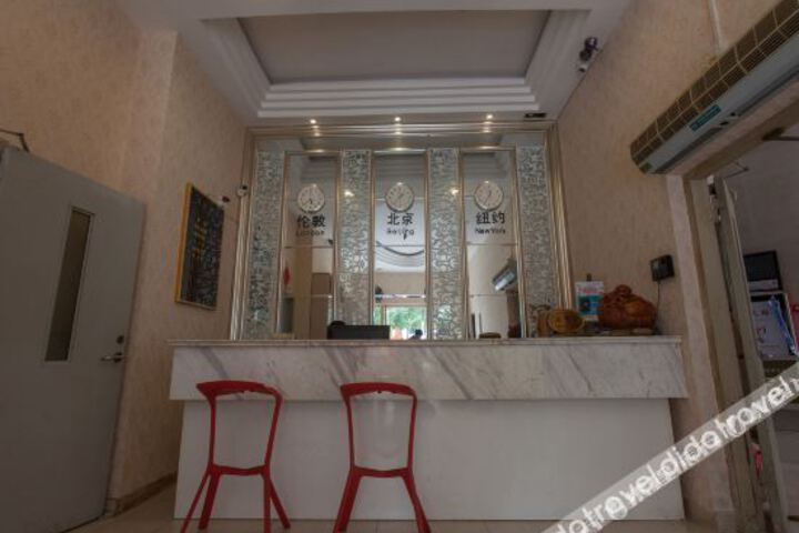 Hotel Interior 8 of 17