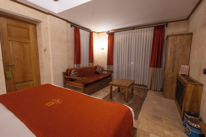 Room 30 of 90