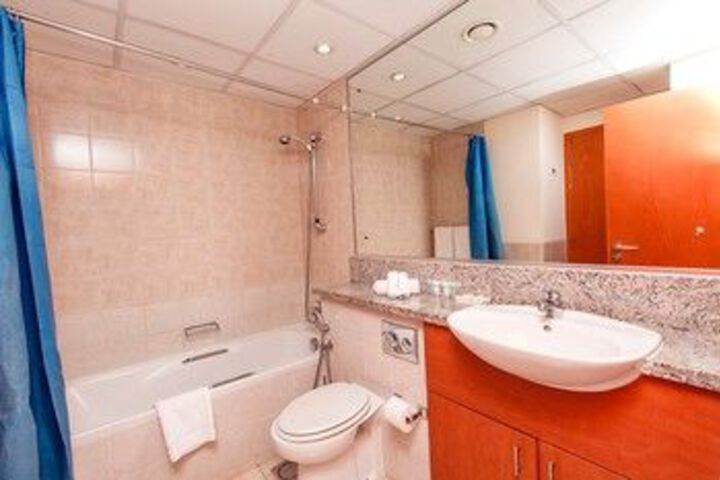 Room 3 of 41